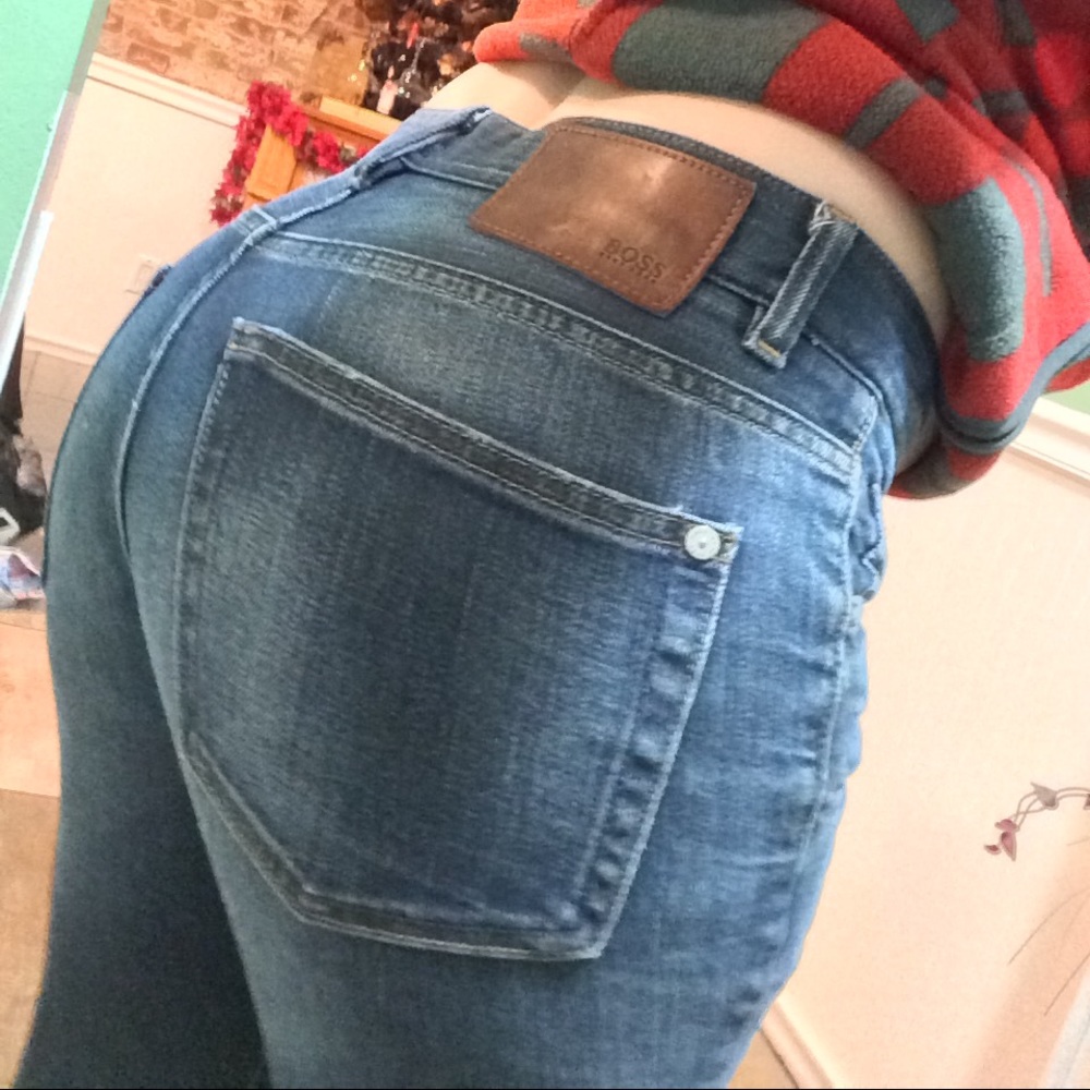 Hugo boss jeans size 30 length 32